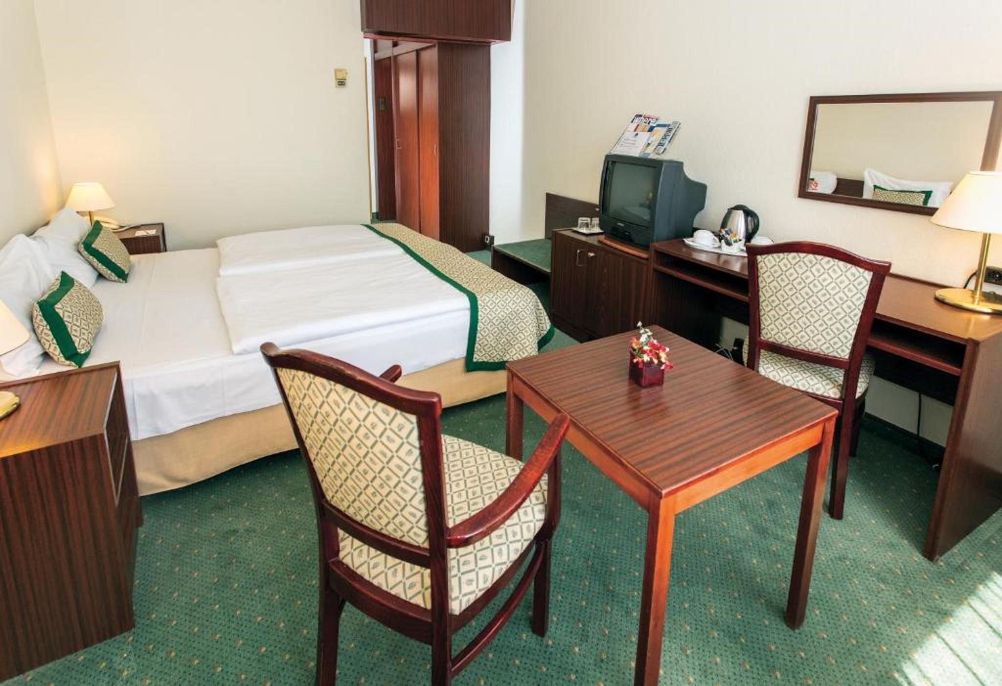 Danubius Hotel Hungaria City Center Budapest Esterno foto
