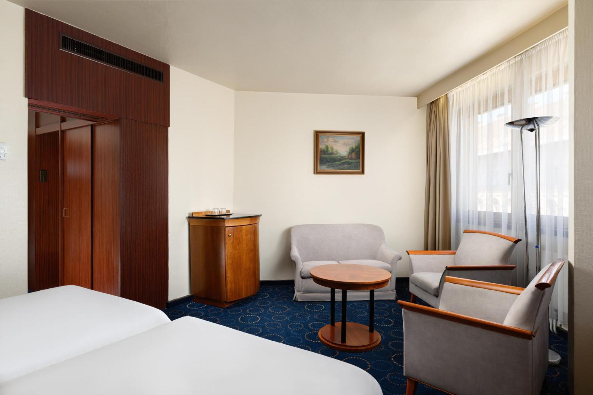 Danubius Hotel Hungaria City Center Budapest Esterno foto